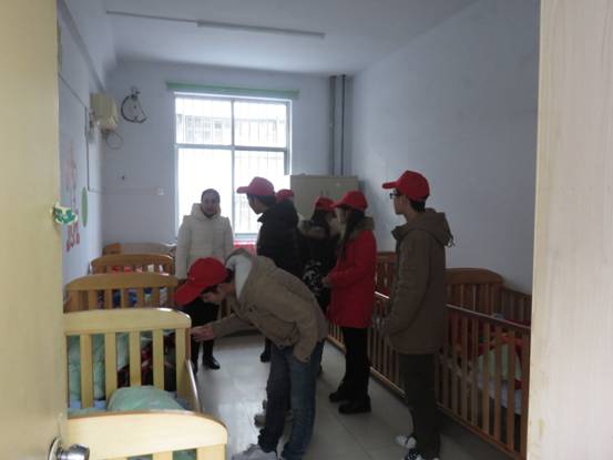 福利院新闻图片